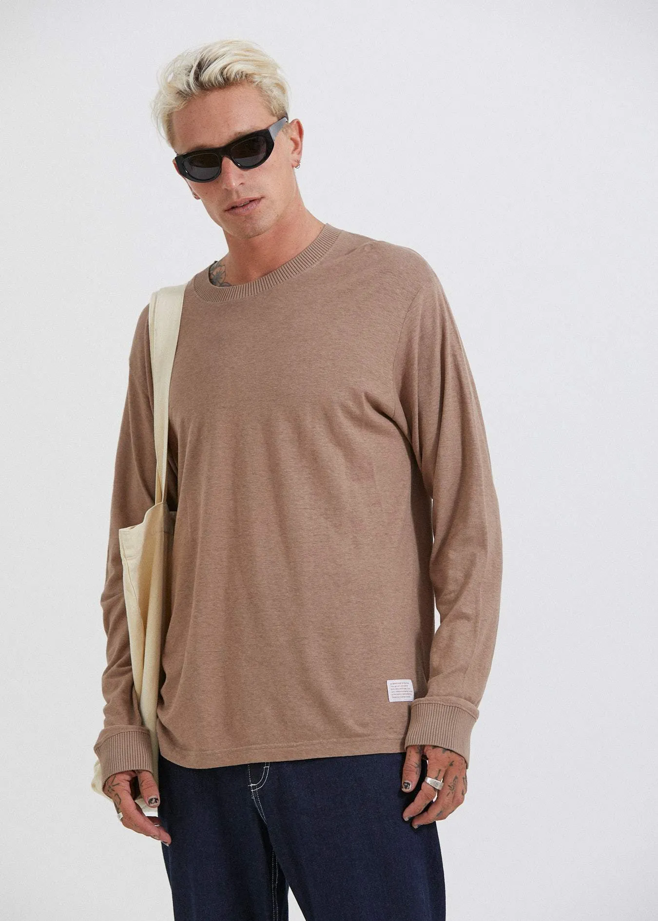 Afends Mens Living - Hemp Retro Fit Long Sleeve Tee - Sand