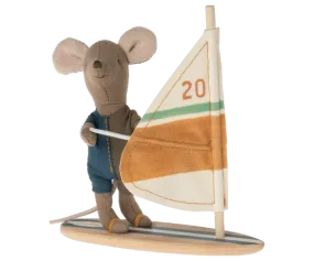 Beach Mice, Surfer Little Brother