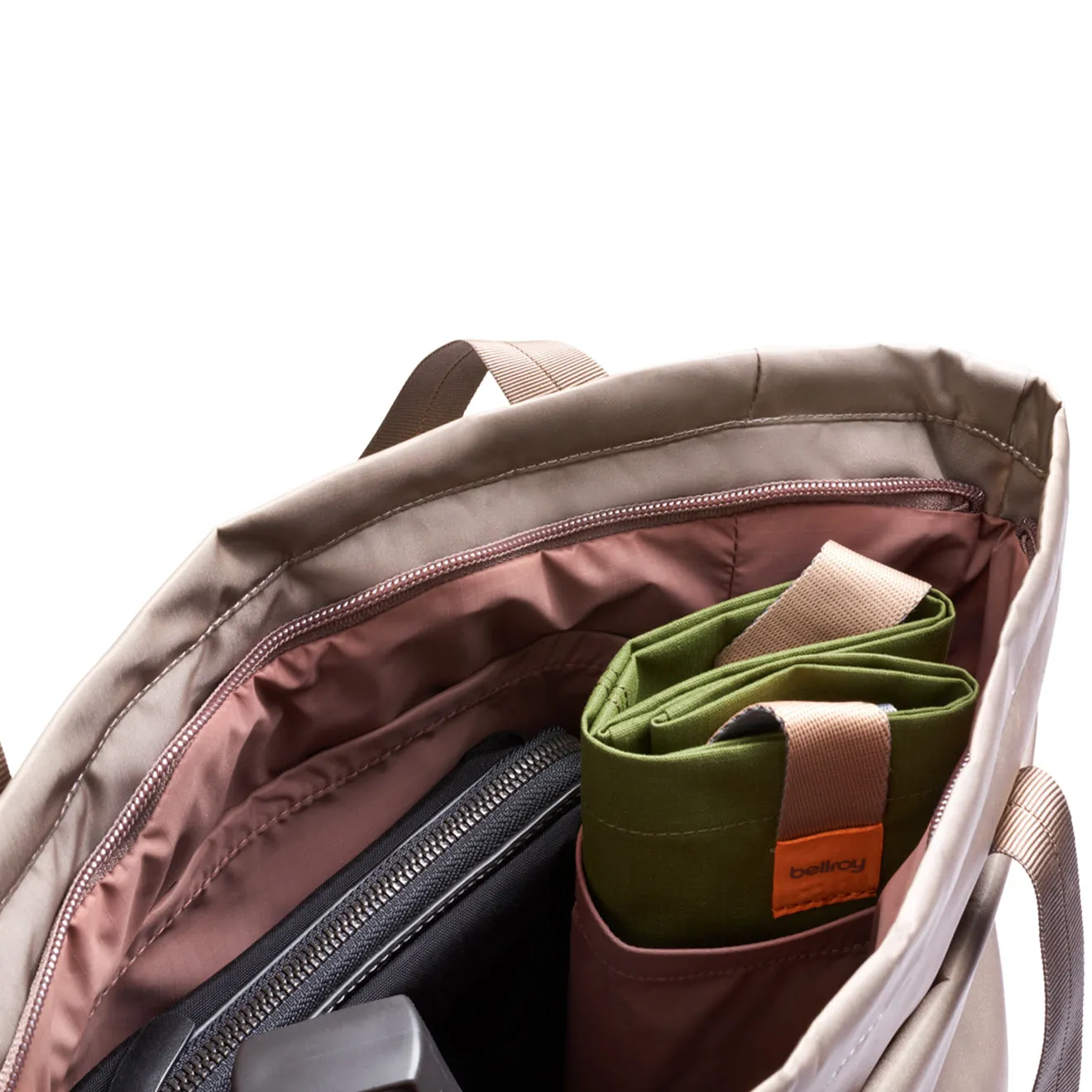 Bellroy Laneway Totepack Fawn