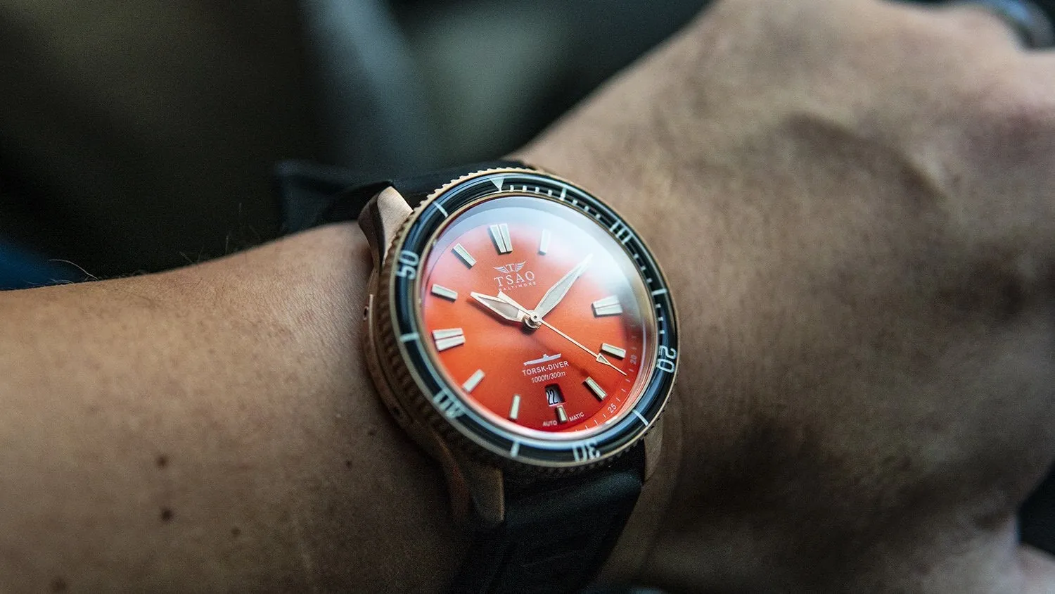 BRONZE TORSK-DIVER - CAMDEN ORANGE