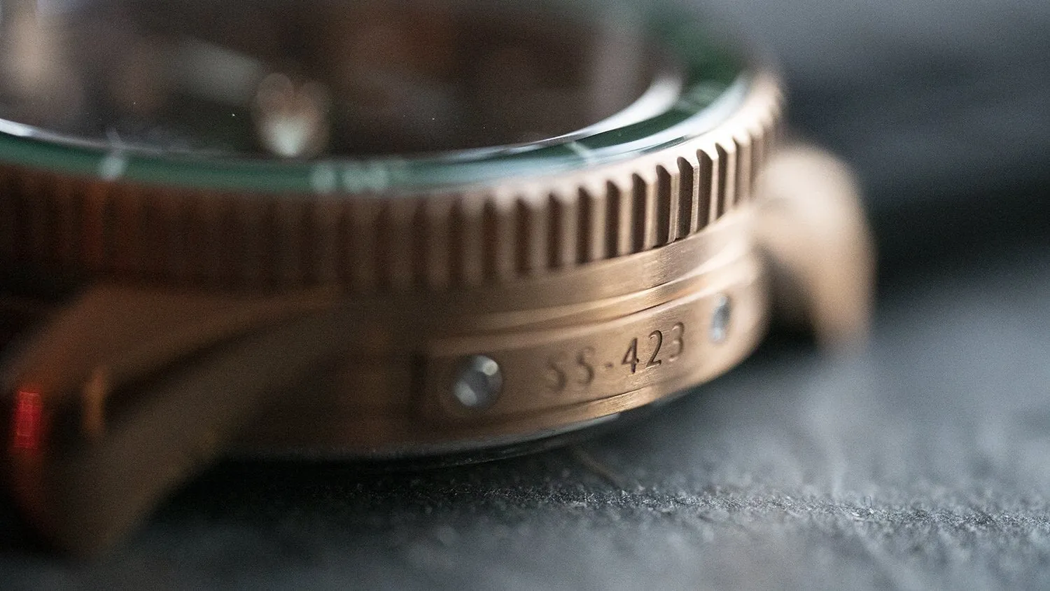 BRONZE TORSK-DIVER - EMERALD GREEN