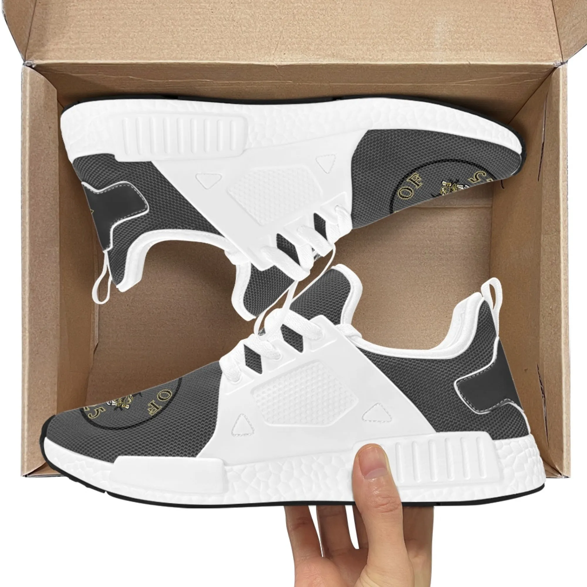 CVHS Blackhawk Class of 2025 Circle Logo Fly Knit Athletic Shoes