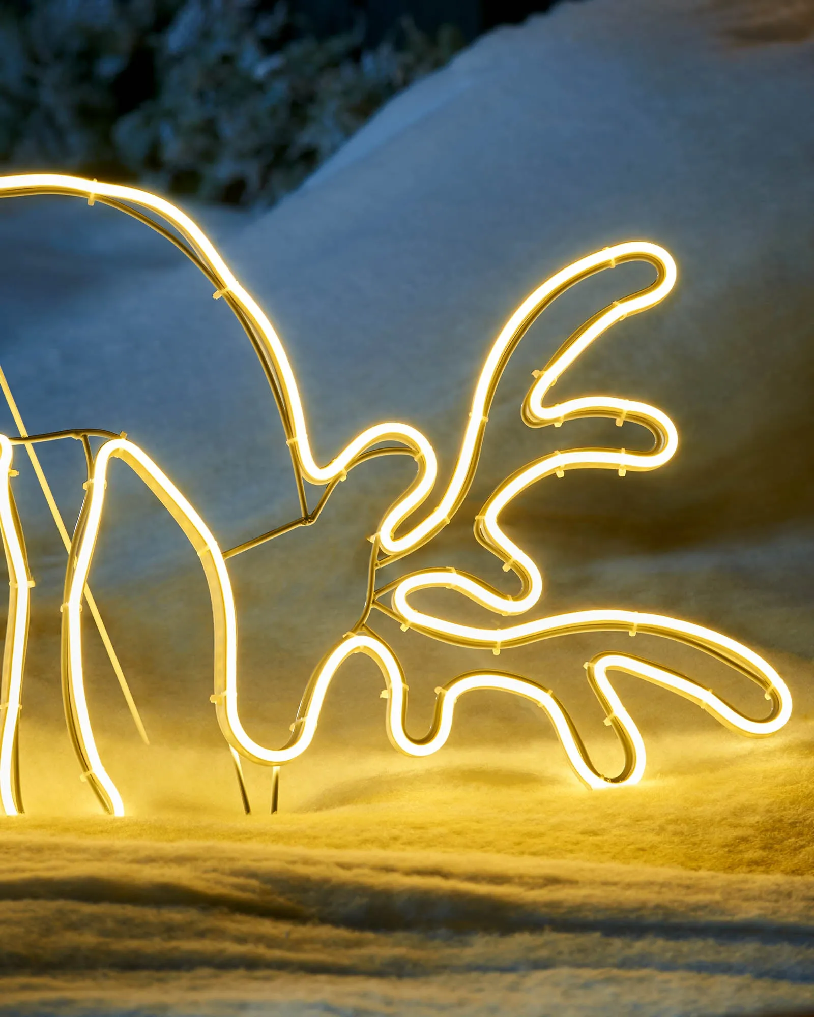 Grazing Reindeer Neon Rope Light Silhouette, 82 cm