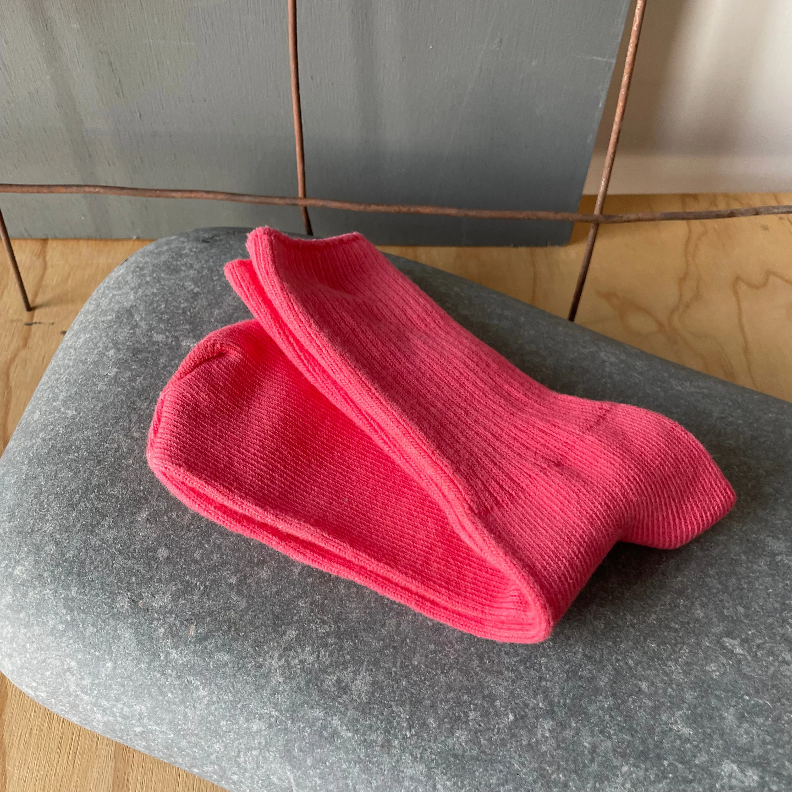 Hand Dyed Cotton Socks in Pink Tones by Scarfshop