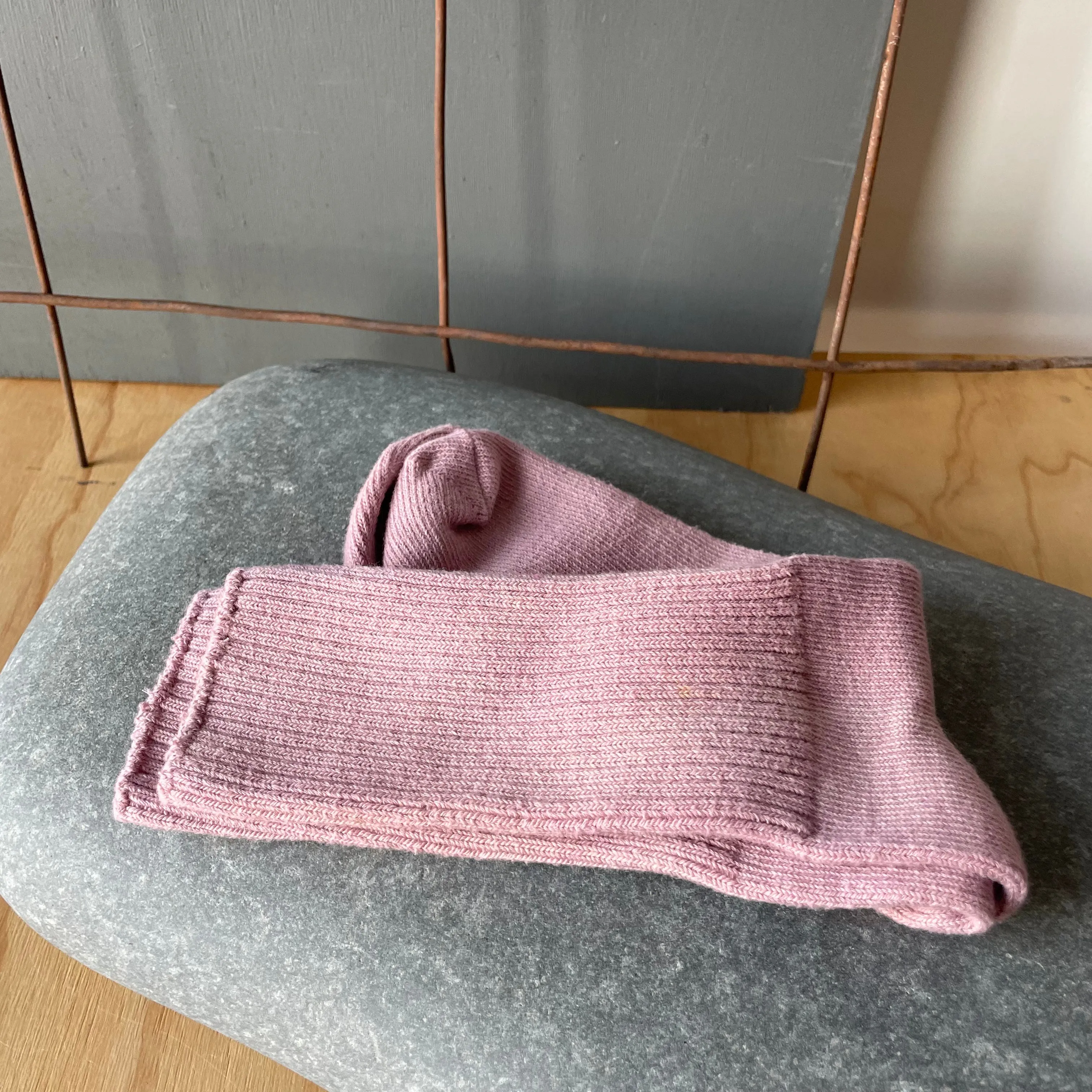 Hand Dyed Cotton Socks in Pink Tones by Scarfshop