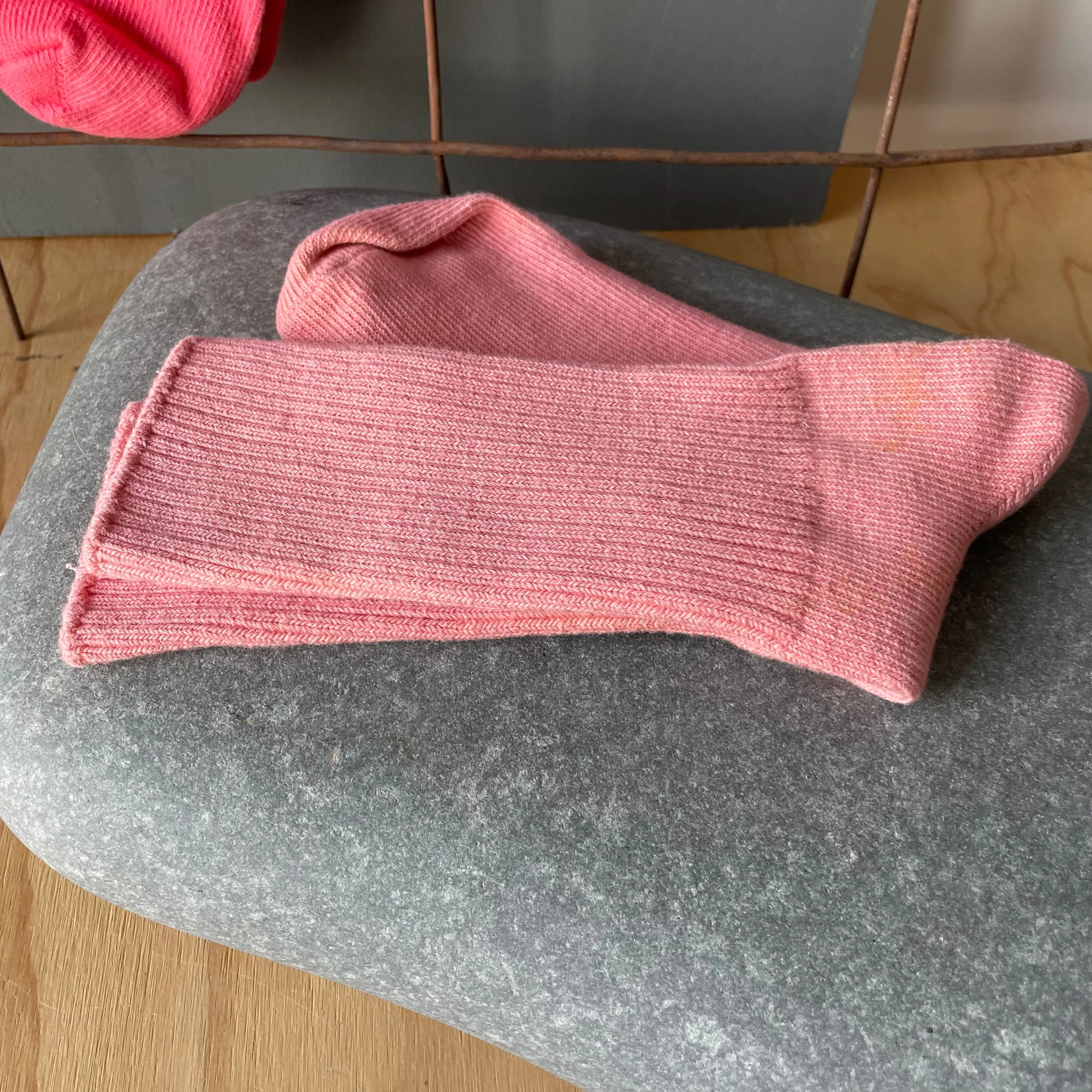 Hand Dyed Cotton Socks in Pink Tones by Scarfshop