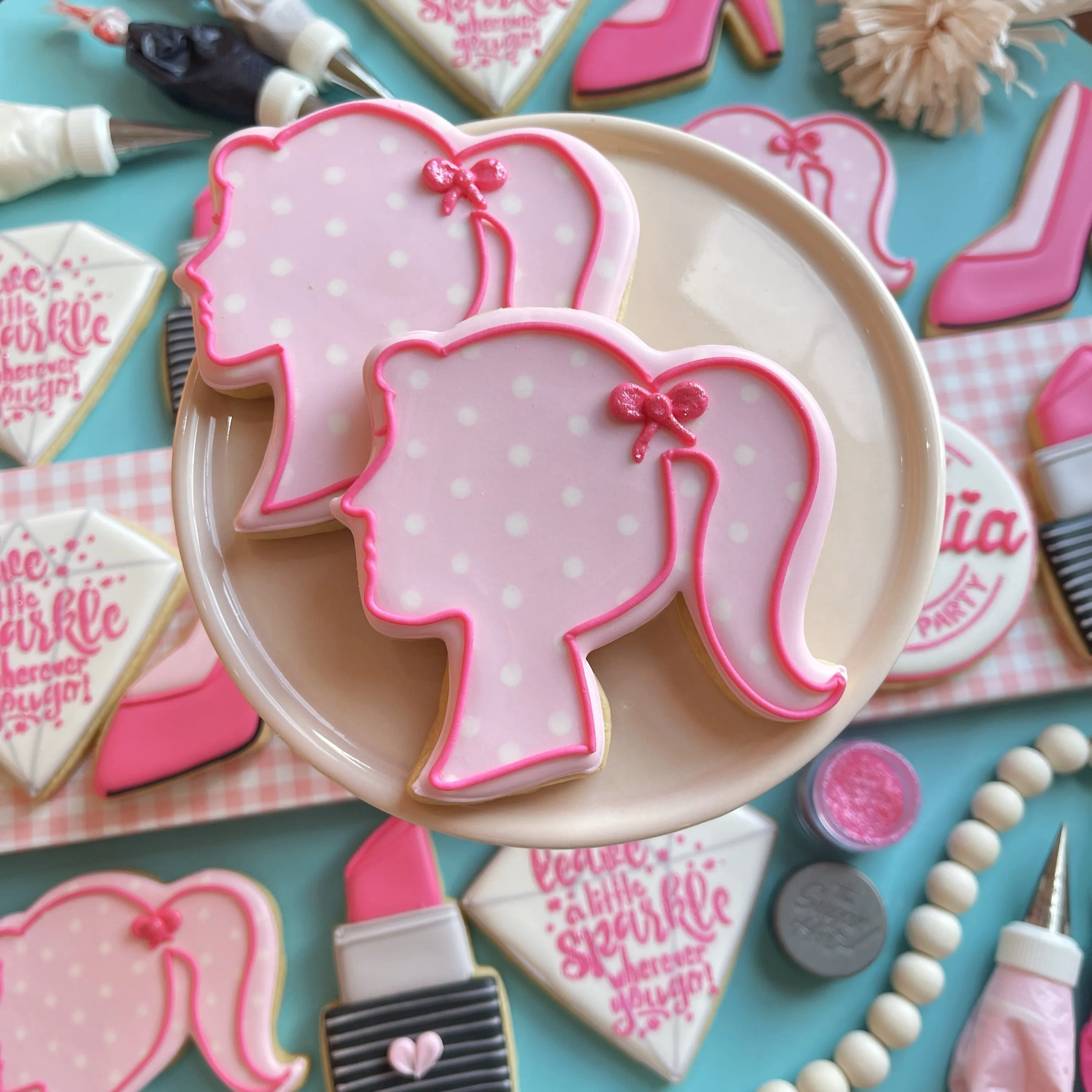 Let's Go Party Decorating Kit