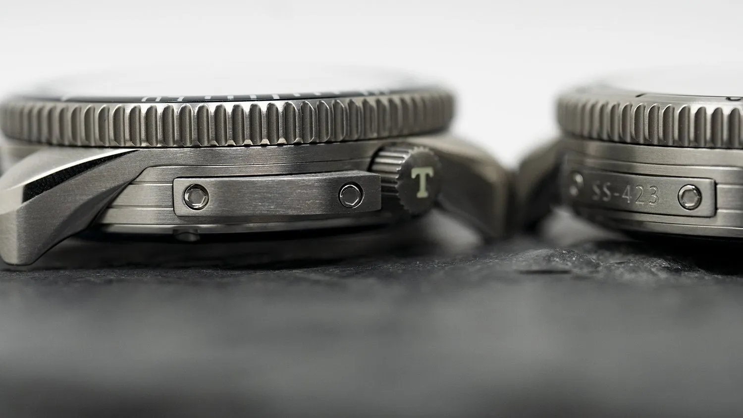 STEEL TORSK-DIVER - HARBOR GREY