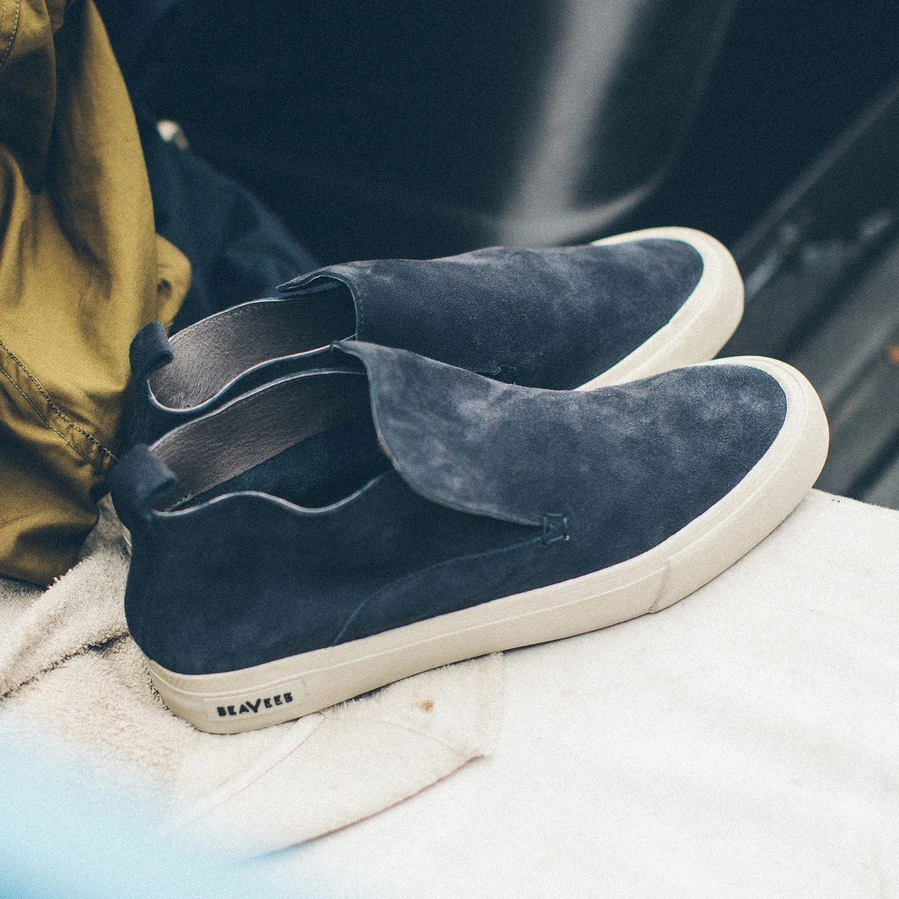 The Huntington Middie in Deep Navy